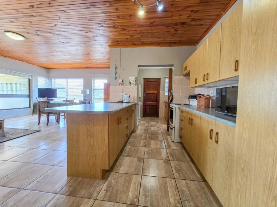 3 Bedroom Property for Sale in Stilbaai Wes Western Cape